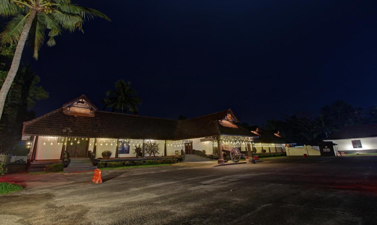 Treebo Premium Travancore Palace Cherthala Alappuzha Exterior foto