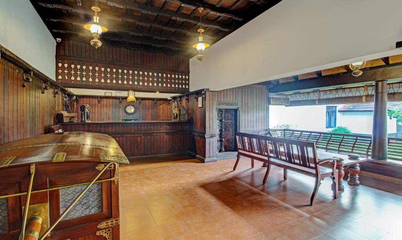 Treebo Premium Travancore Palace Cherthala Alappuzha Exterior foto